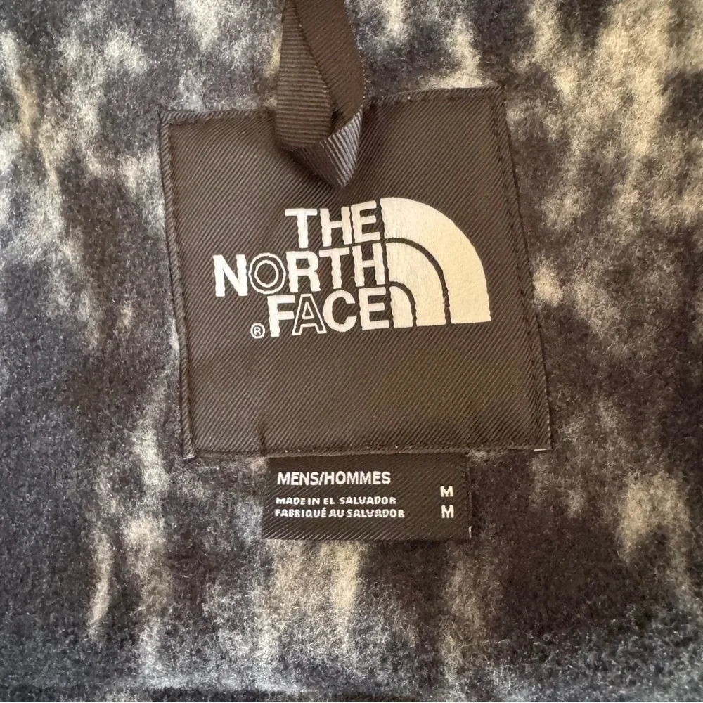 The North‎ Face TNF Black Nature Texture Print Denali Jacket Size M